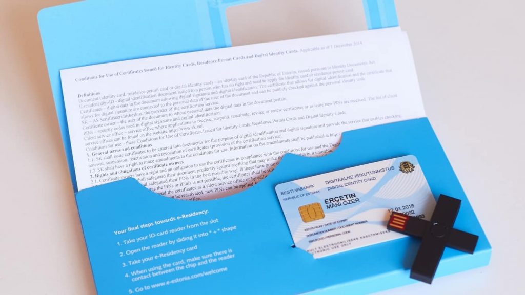 Living in Estonia - one of the major advantages is the E-Residency. This is a picture of the card and envelope.