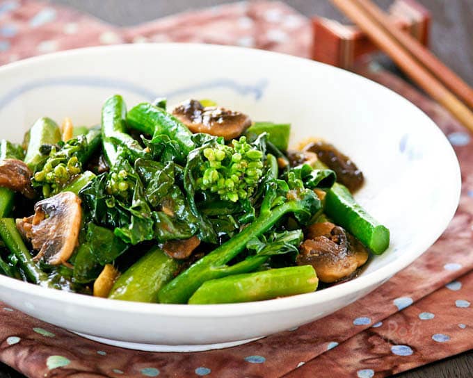 Vegetables in Chinese food are low priority, so plan ahead.