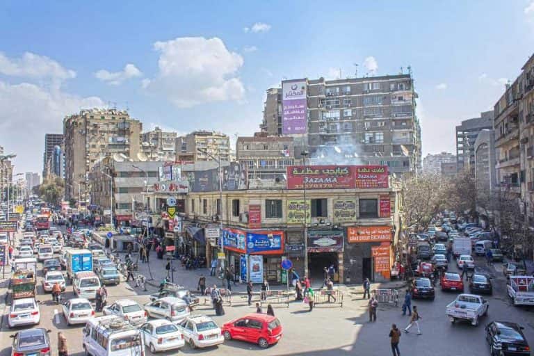 An intersection showing traffic in Cairo