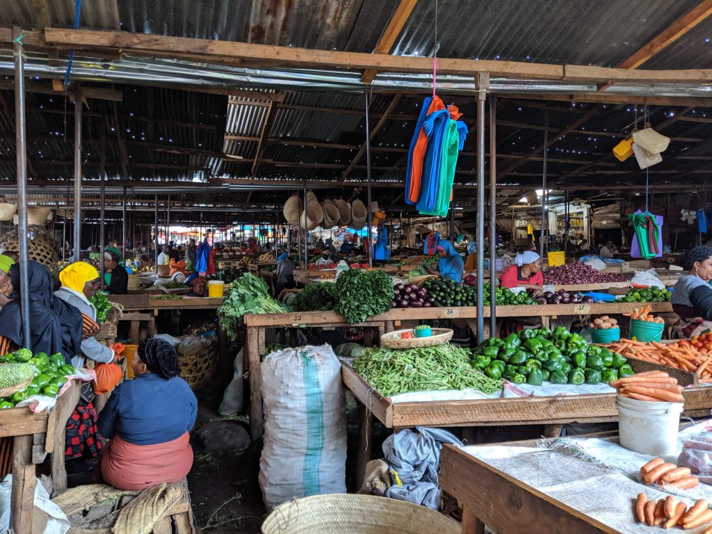 Tanzania Moshi Outdoor Fruit Market - learning Swahili in Tanzania and Kenya in two months