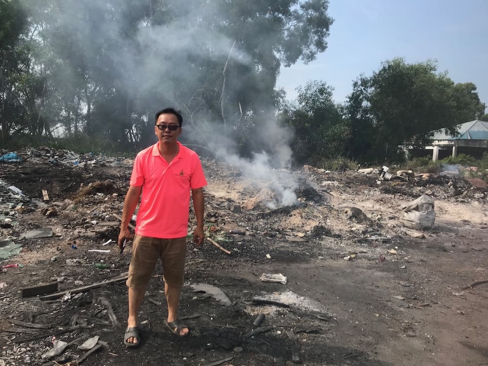 What happens to recycled trash - an illegal recycling-burning dump in Malysia