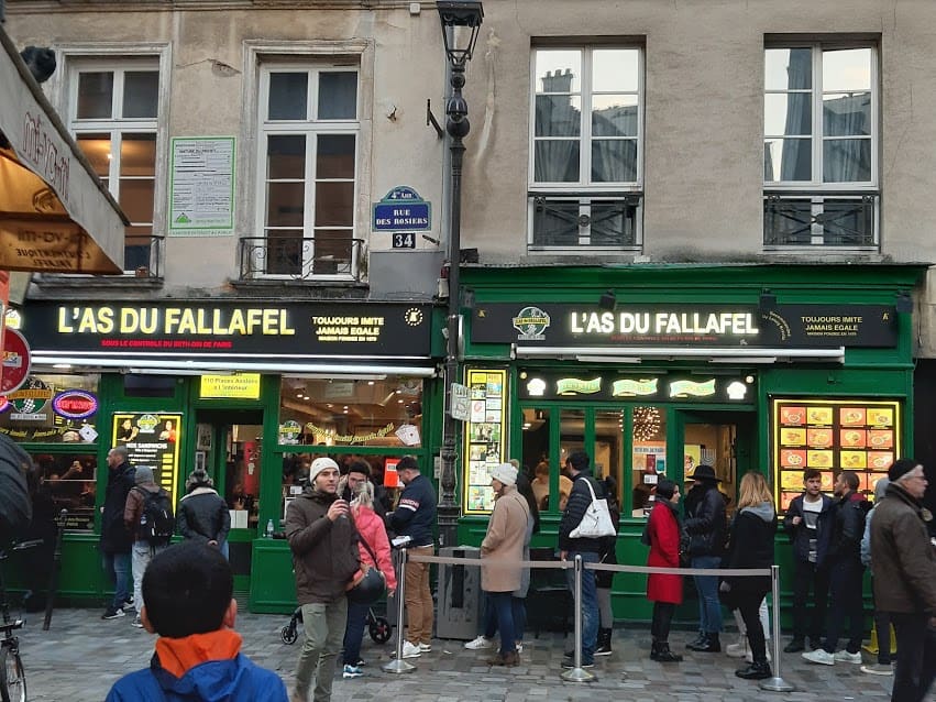 The line outside L'as du Fallafel in Paris — quite long.