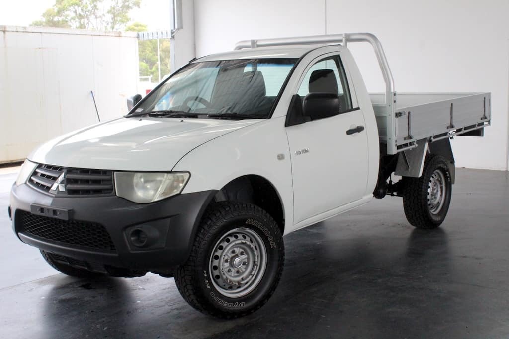 2010 Mitsubishi Triton Single Cab Chassis 4x4 ute - great for camping