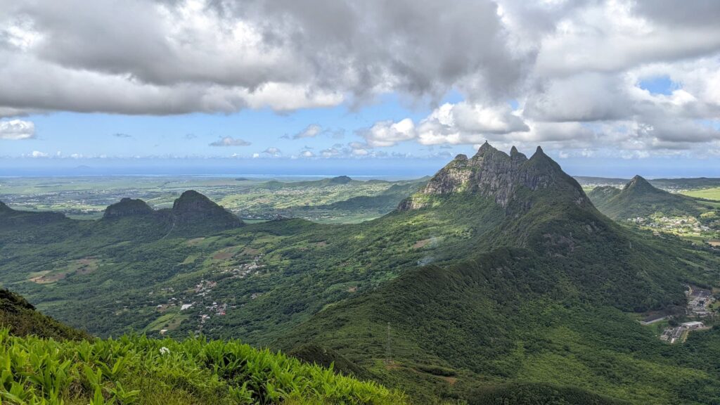 Mountains in Mauritius for hiking and climbing