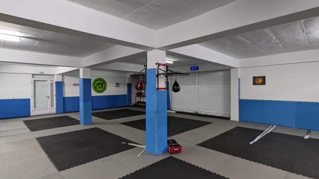 The AJT Mesnil location tatami mats where you can train brazilian jiu jitsu in Mauritius