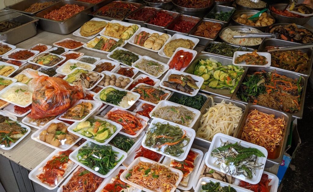 Living in Korea buying banchan from local market